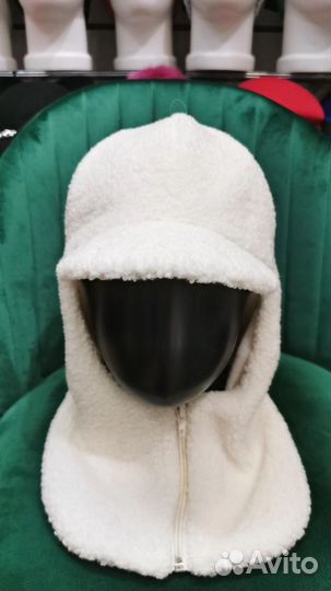 Балаклава женская с козырьком из эко меха