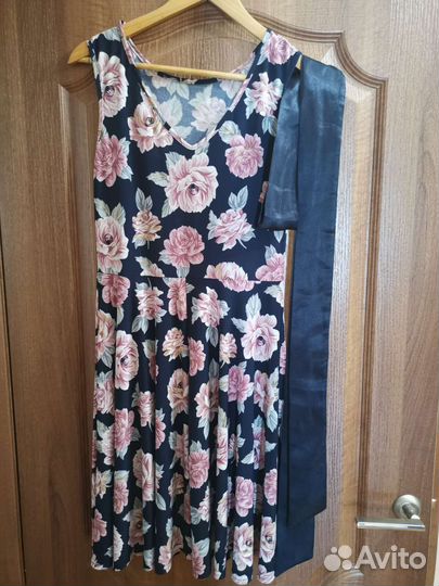 Платье летнее с пояском. 46р