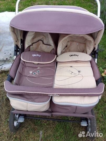 Коляска для двойни