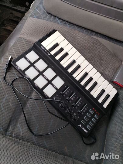 Midi клавиатура