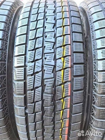 Goodyear Ice Navi SUV 225/65 R17 102Q