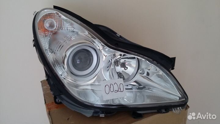 Фара правая Mercedes-Benz CLS (w219) мерседес