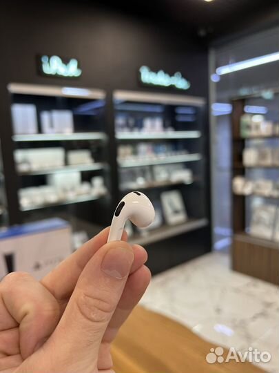 Правый наушник Apple AirPods 3