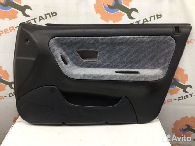 Обшивка двери передняя правая Hyundai Sonata 4