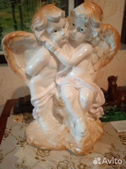 Статуэтка ангел