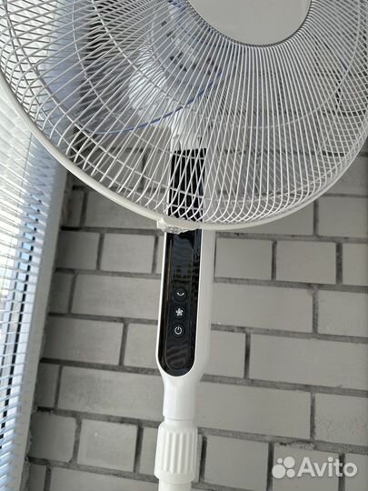 Напольный вентилятор Midea mvfs4007