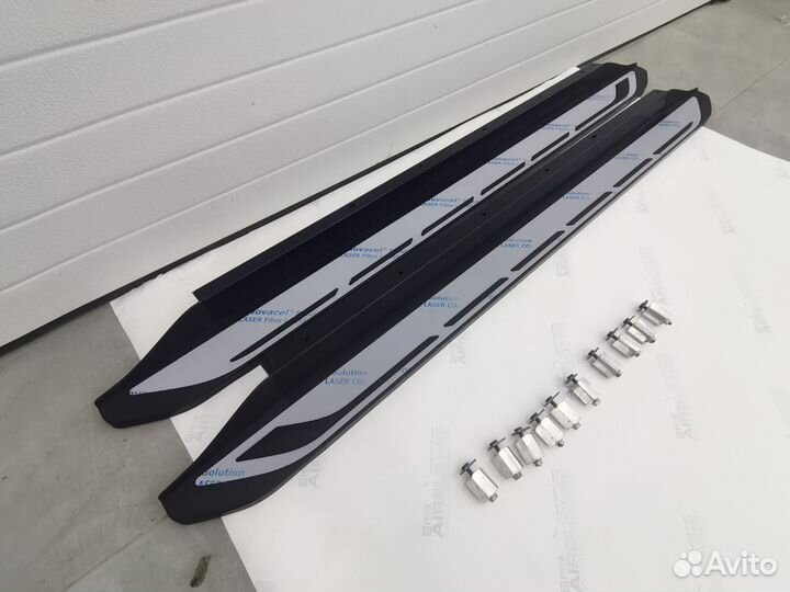 Боковые подножки Lexus RX 2023. PW38848000