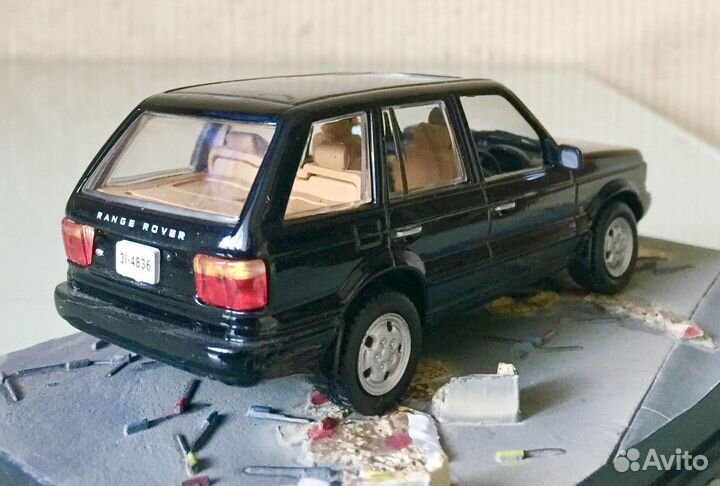 Range Rover. 1:43 Universal Hobbies