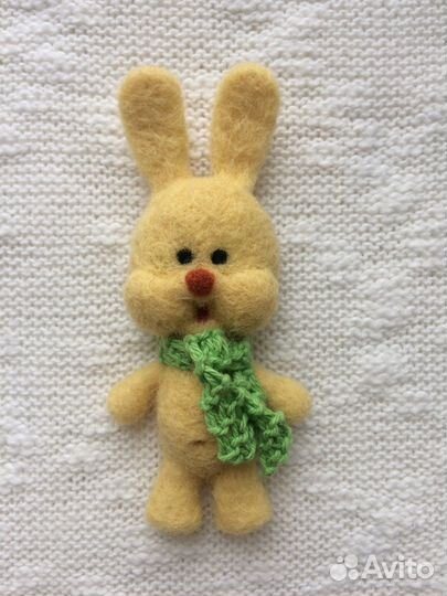 Лисёнок с зайкой