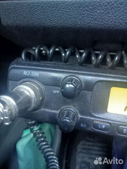 Автомобильная рация с антенной б/у MegaJet 300