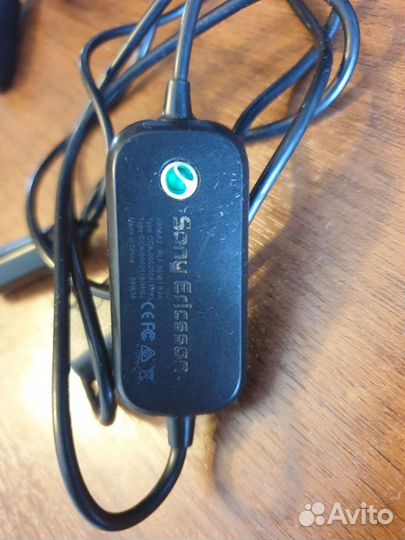 Гарнитура Sony Ericsson