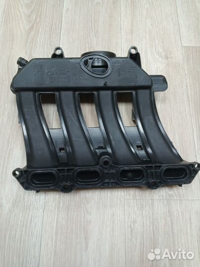 Впускной Коллектор 16 кл. Ларгус, Логан 8200020647