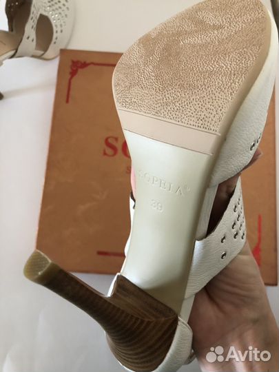 Босоножки новые (натуральная кожа)