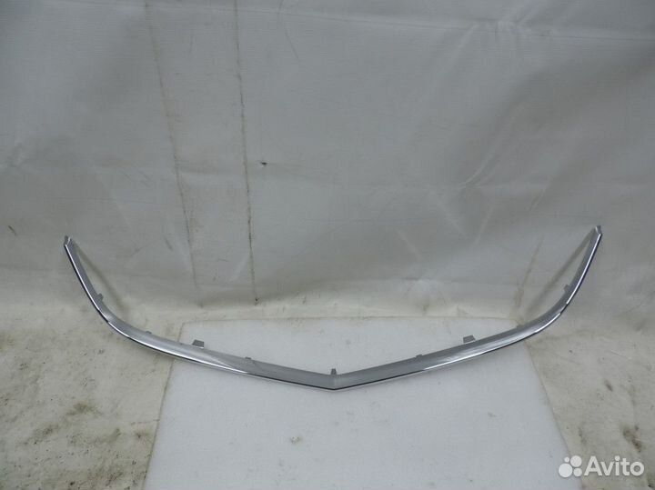 Молдинг решетки радиатора Mercedes-Benz CLK-Class