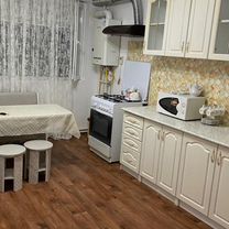 2-к. квартира, 54 м², 3/9 эт.