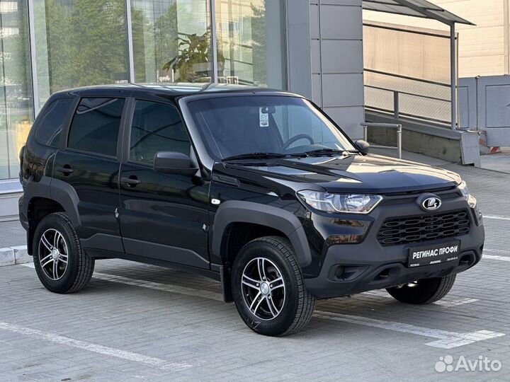 ВАЗ Niva 1.7 МТ, 2021, 14 000 км