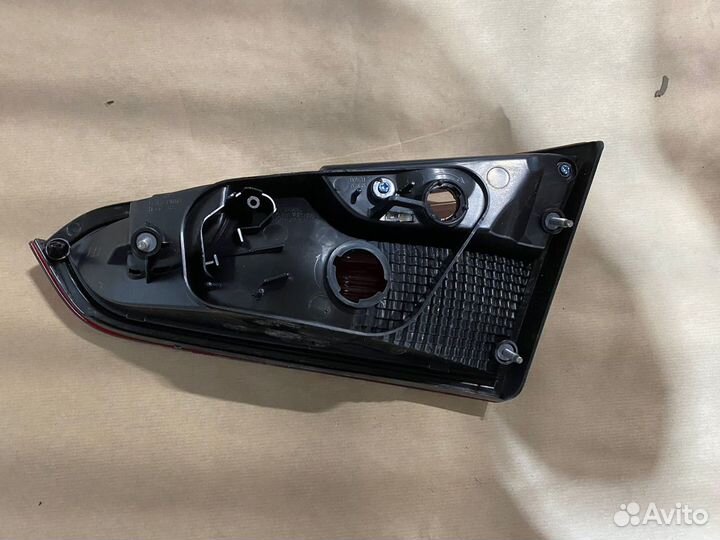 Фонарь внутренний левый kia cerato 3 2009-2013