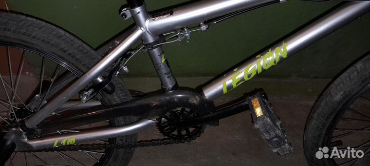 BMX Mongoose Legion L10