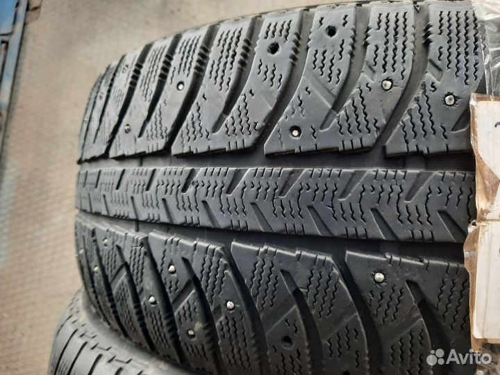 Bridgestone Ice Cruiser 7000 255/45 R18 103T