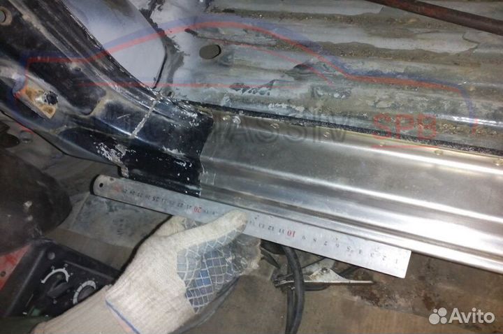 Кузовные пороги Geely Emgrand EC7 1 дорест