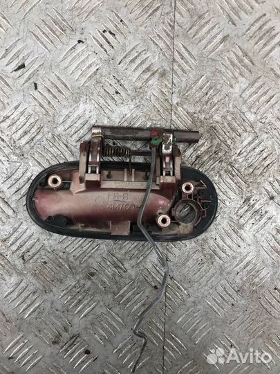 Ручка двери внешняя передняя правая Ниссан Блюберд