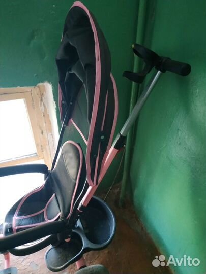 Велосипед с ручкой для девочки