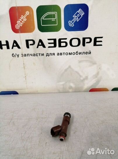 Форсунка Toyota Land Cruiser 200 2UZ-FE 2008