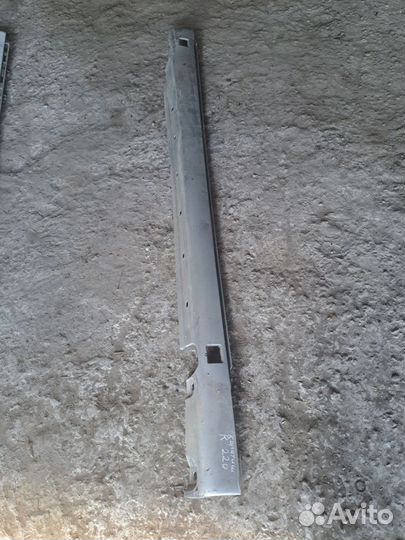 Накладка порога правая Mercedes w220