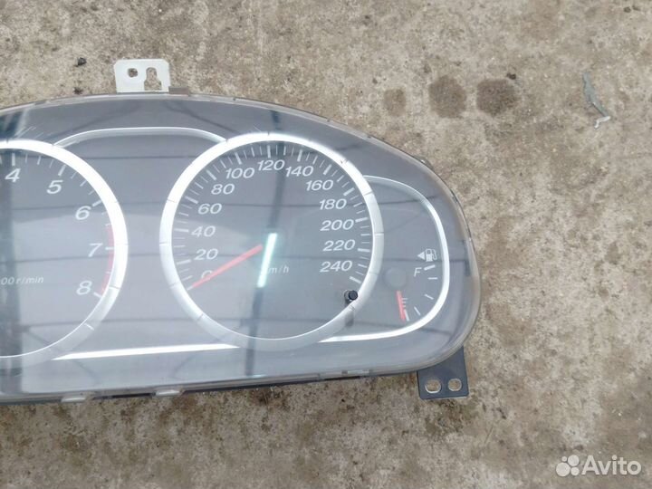Приборная панель Mazda 6 GG 1.8