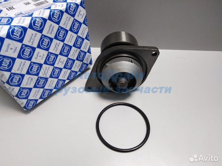 Помпа Ивеко Еврокарго двигатель Тектор 4