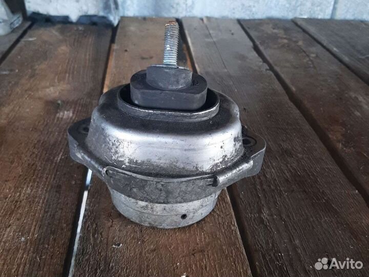 Подушка двигателя BMW X5 E53 3.0 D