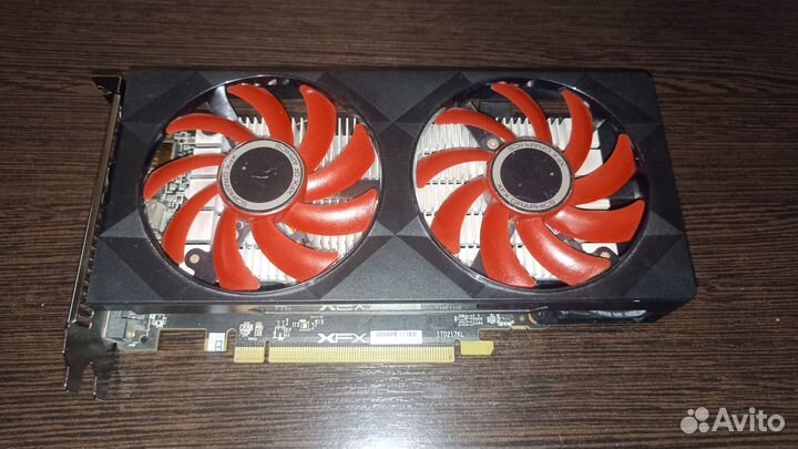 Видеокарта Radeon RX-560 4GB