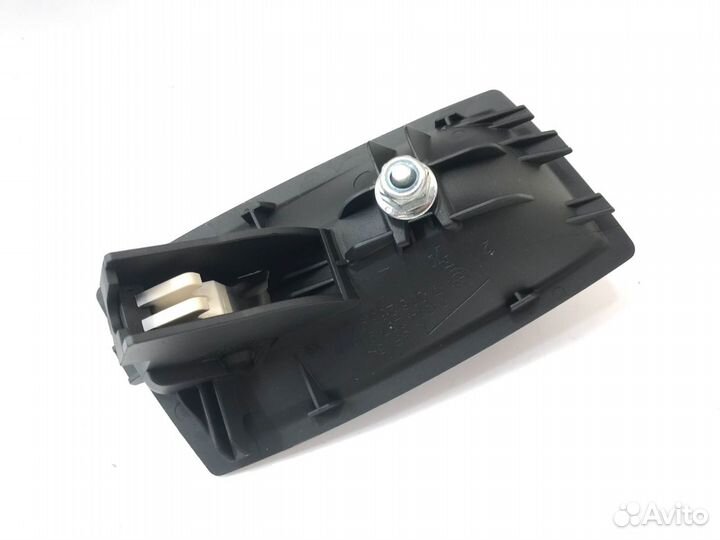 Ручка левой двери BMW 5 E60