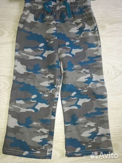 Спортивный костюм