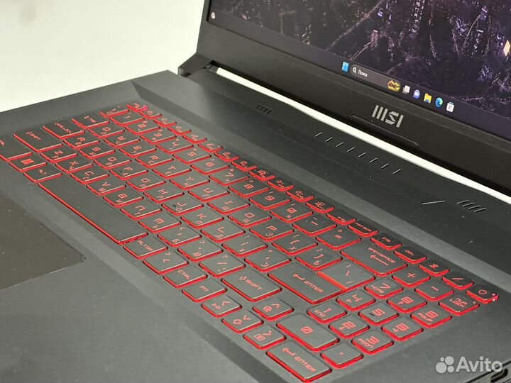 Ноутбук msi i5-11400h gtx 1650-4gb озу 8gb