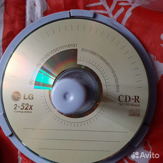 Семь чистых лазерных дисков