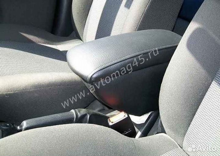 Подлокотник Ford Focus 1
