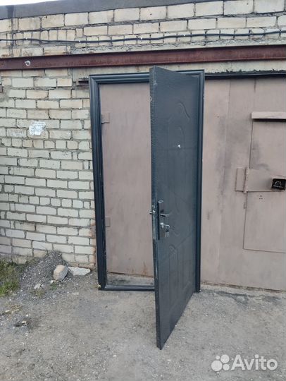 Дверь входная бу