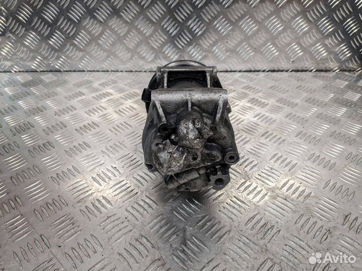 Компрессор кондиционера Renault Megane 2