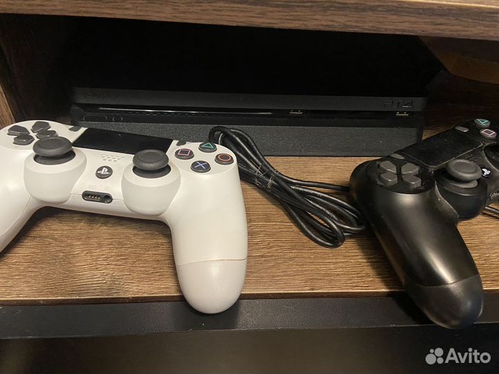 Sony playstation 4 PS4 slim 1tb