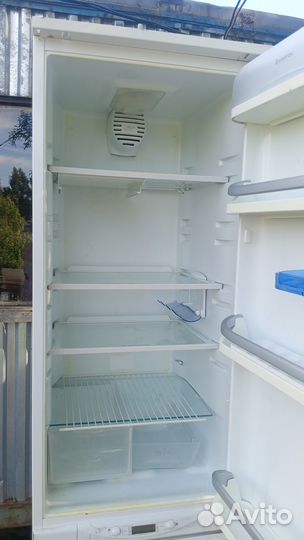 Холодильник ariston mod.BCS 333/ B GB