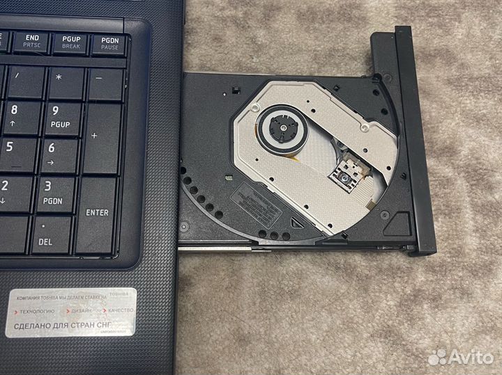 Toshiba Ноутбук