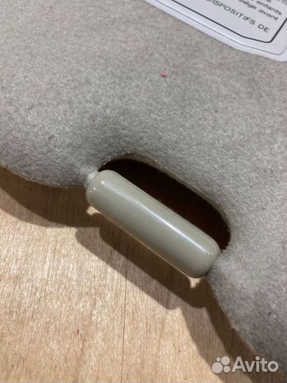 Козырек левый