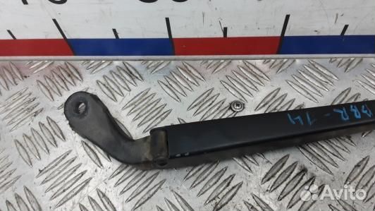 Щеткодержатель лобового стекла chrysler voyager 4