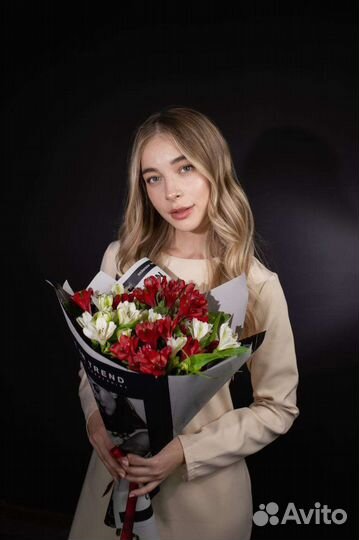 Монобукет с альстромерией