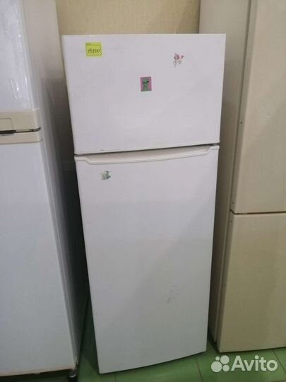 Холодильник бу vestel