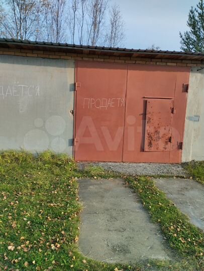 Гараж, > 30 м²