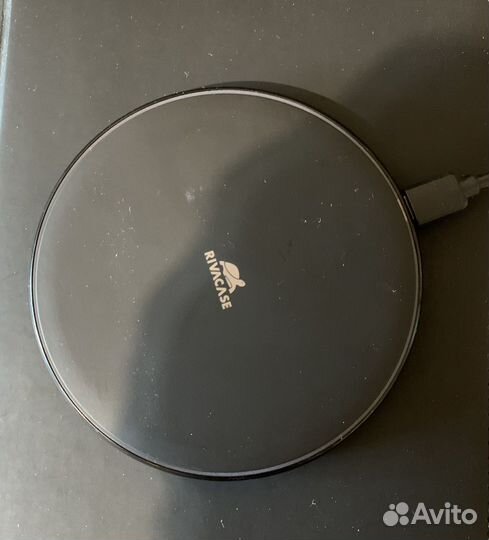Беспроводная зарядка rivacase VA 4911