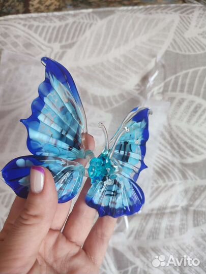 Фигурка бабочка стекло 10 см