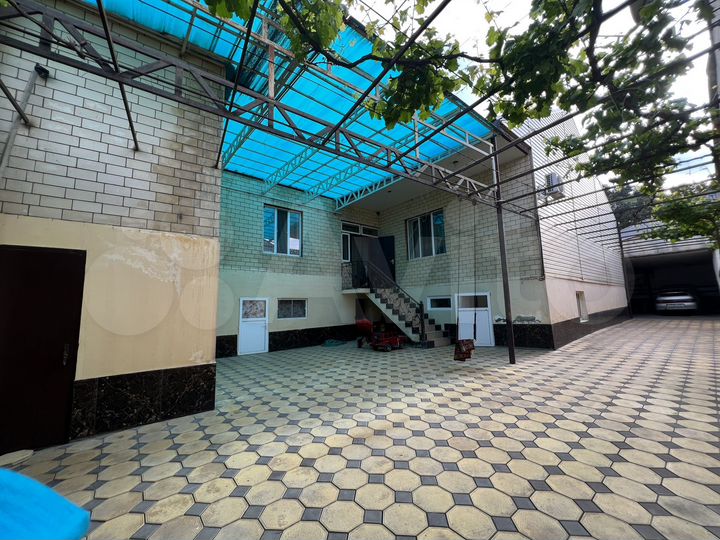 Дом 158 м² на участке 4,5 сот.